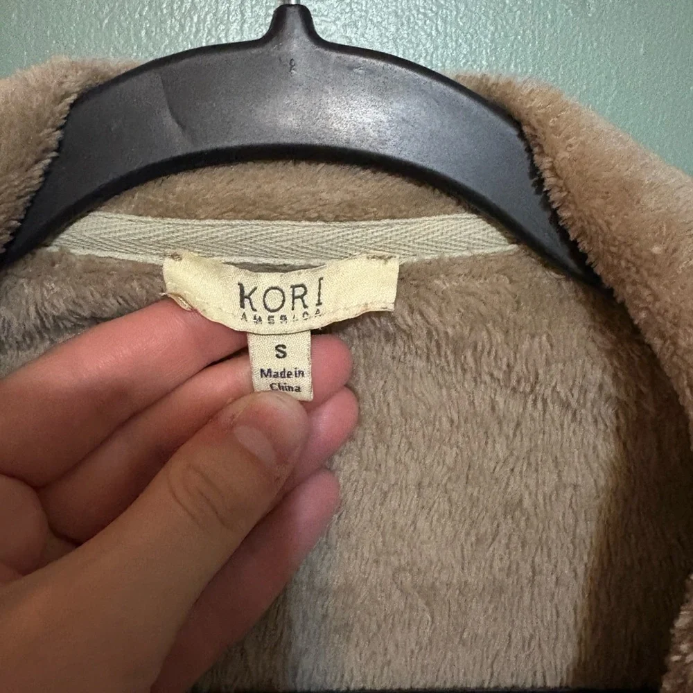 Kori Tan Plush Fleece Jacket with Collar - Picture 5 of 5